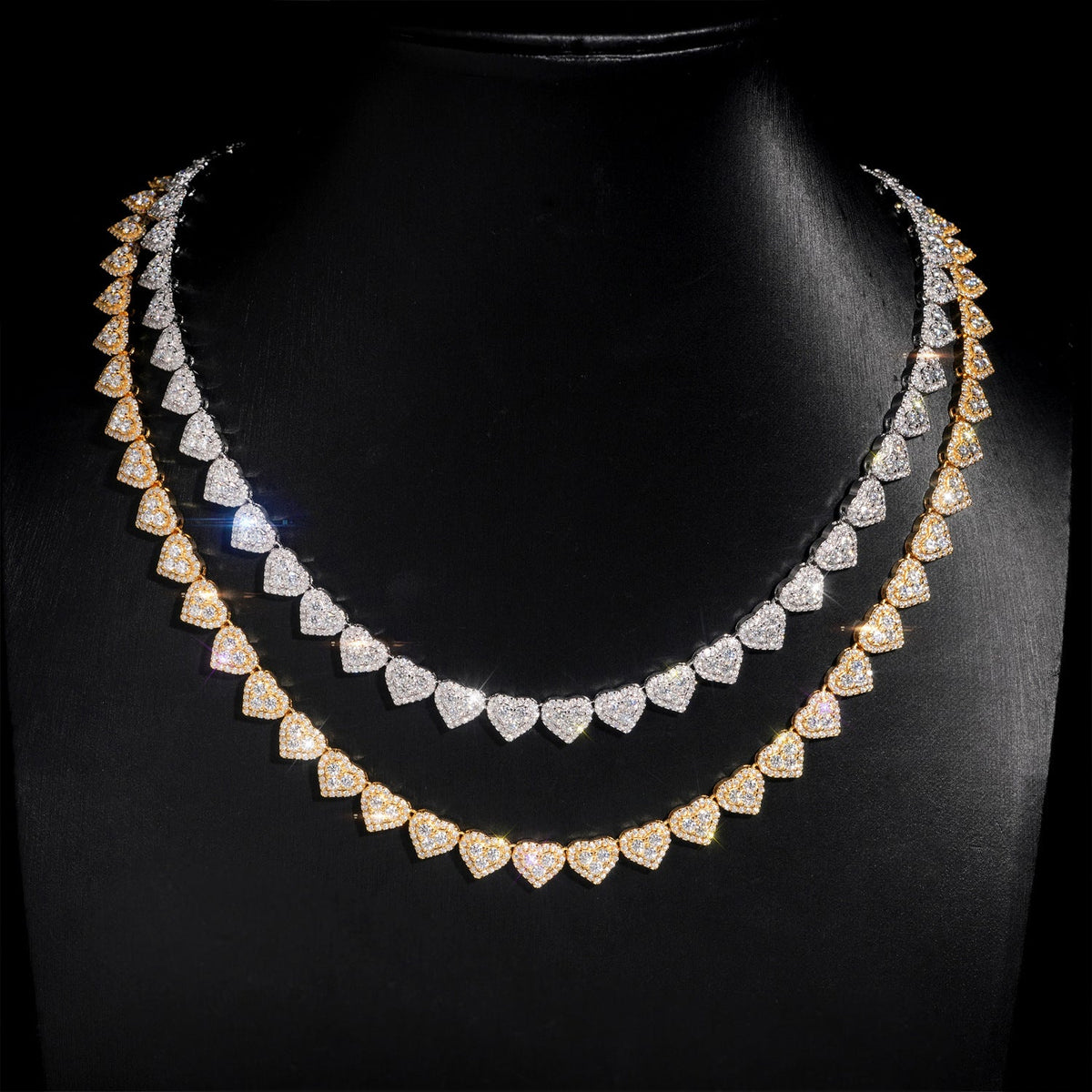 8mm Iced Out D Color VVS1 Moissanite Heart Link Chain Necklace