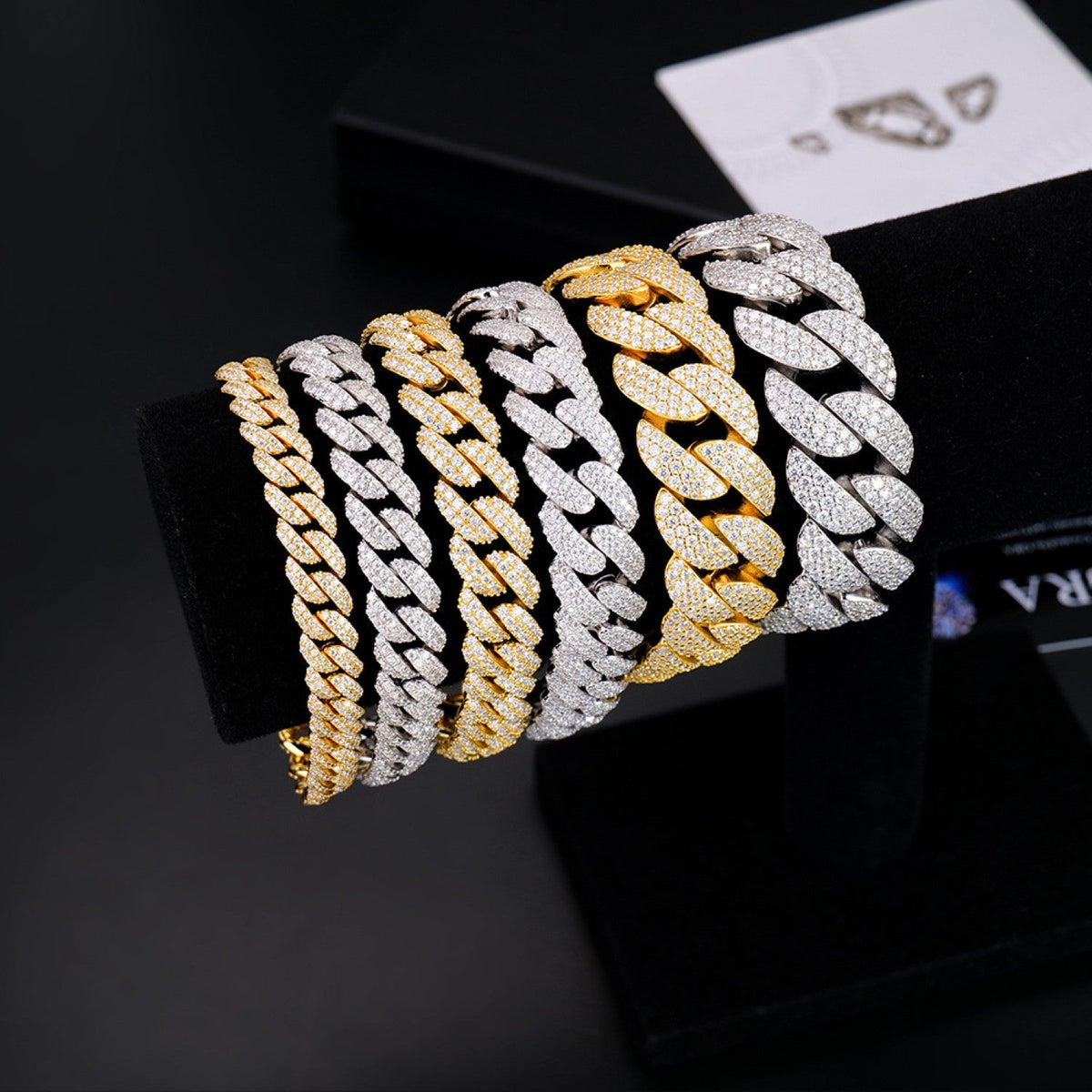 Iced Out D Color VVS1 Moissanite Cuban Link Bracelet